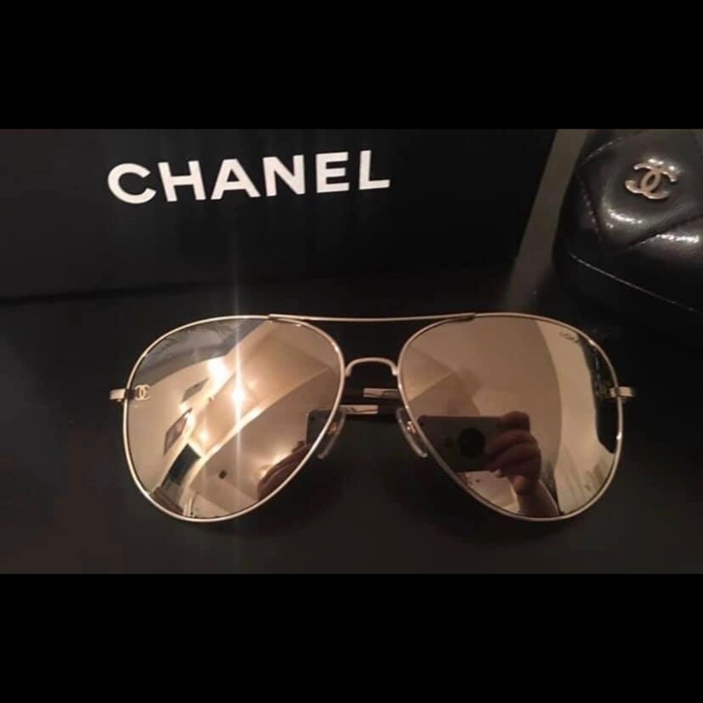 CHANEL Sunglasses